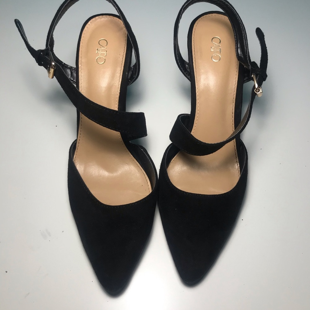 Strapped heals